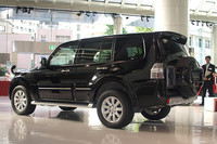 写真はすべて3.2リッターディーゼルエンジン搭載の「パジェロロング スーパーエクシード」。