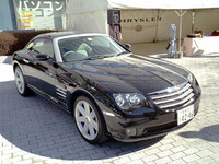 ボディ色は、上の「サファイアシルバーブルーメタリック」と、ブラックの2色。