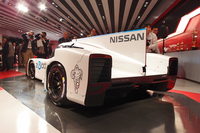 日産、電動レーシングカー「ZEOD RC」を公開の画像
