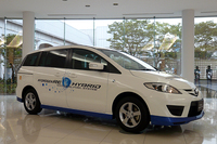 「マツダ・プレマシーREハイブリッド」エンジンとモーターが同期するZoom-Zoomなハイブリッド【出展車紹介】の画像