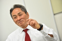 「今年のSUPER GTは背水の陣」と語る辰己総監督。