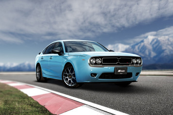 ミツオカが6段MT専用モデル「M55 RS」を発表　2026年生産分として55台を販売