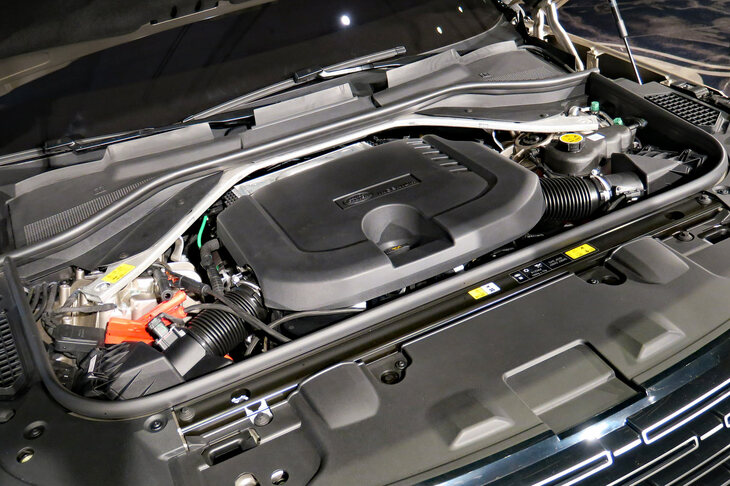 ランドローバー・レンジローバー オートバイオグラフィーD300（3リッター直6ディーゼルターボエンジン）