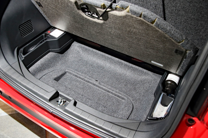 ホンダN-ONEオリジナル（ラゲッジスペース）