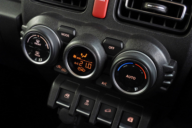 スズキ・ジムニー ノマド（エアコン）