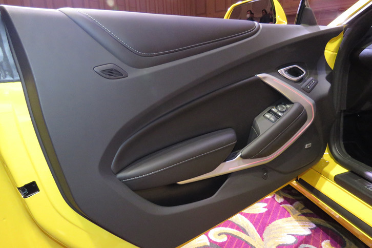 シボレー・カマロ コンバーチブル（ドアパネル）