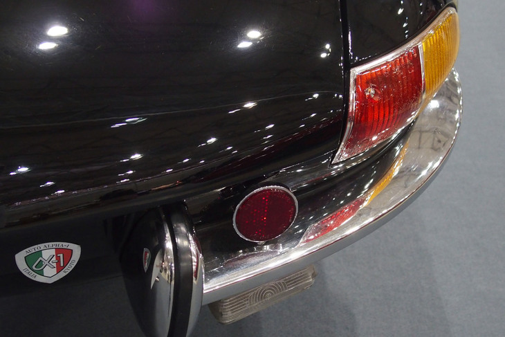 アルファ・ロメオ・スパイダー デュエット1300ジュニア（1969年）／Auto Alpha-1