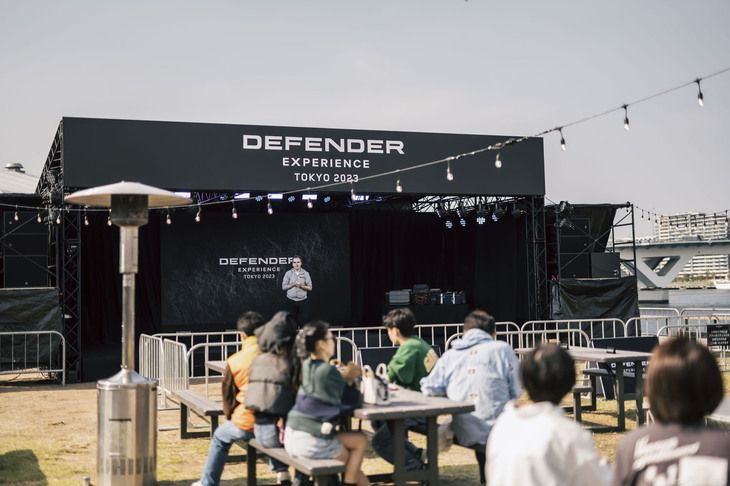 初日の午前中に行われた「ディフェンダー」オーナー限定のミーティング「DEFENDER ＆ BREAKFAST」の様子。