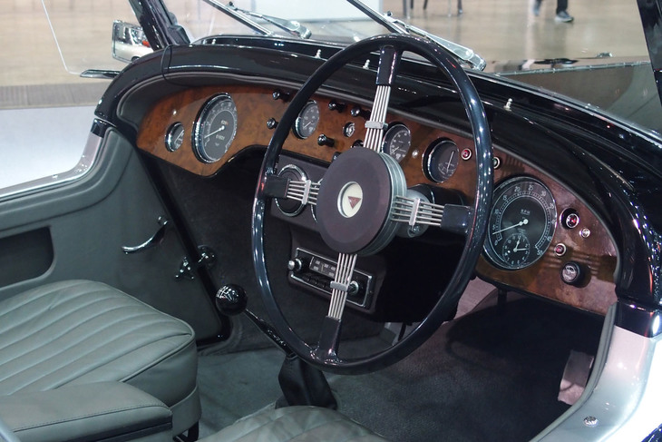 アルヴィス4.3リッター バンデンプラ ツアラー（2020年）／ザ・アルヴィスカーカンパニー