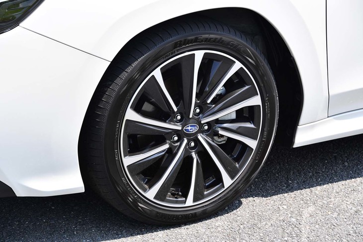 切削光輝加工を施した18インチアルミホイール。写真は「レヴォーグSTI Sport EX」のもの。