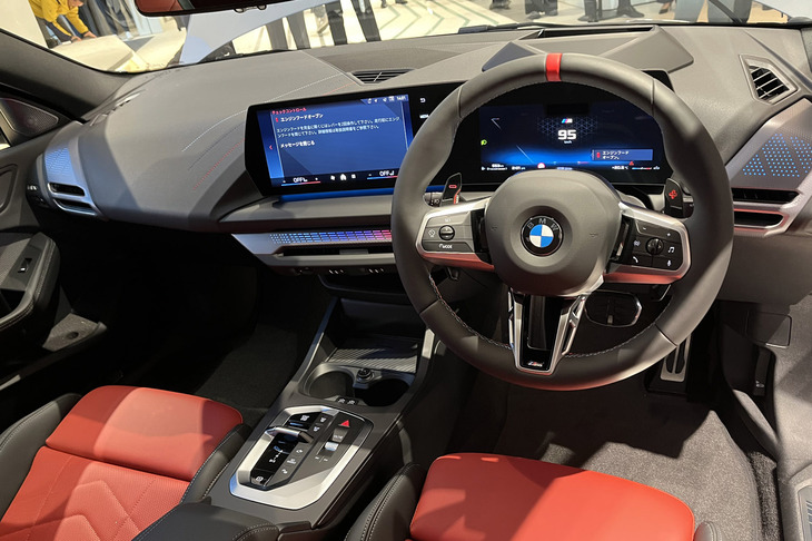 M235i xDriveグランクーペ（インストゥルメントパネル）