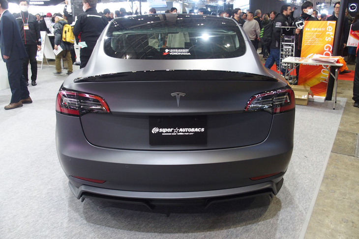 SA KOBEテスラ・モデル3