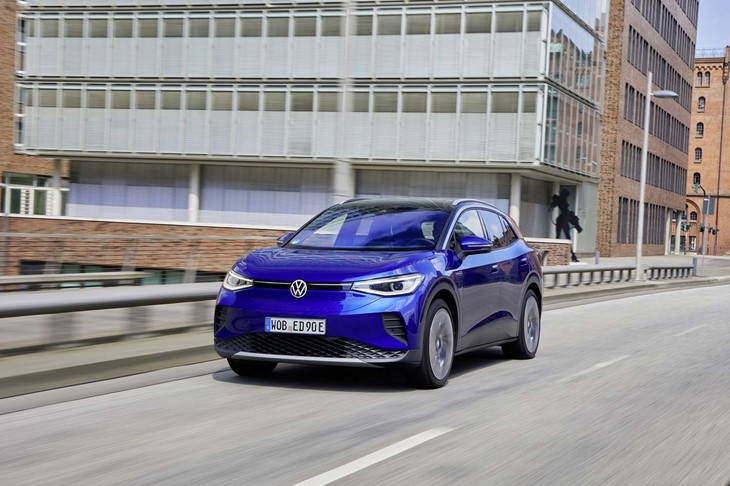 駆動用リチウムイオンバッテリーの容量は77kWh。WLTPモードの一充電走行距離は522km。