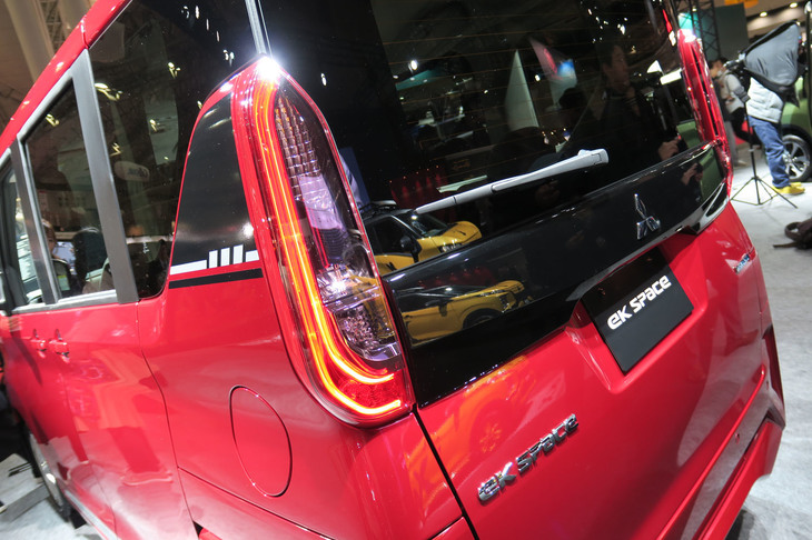 新型「三菱eKスペース」