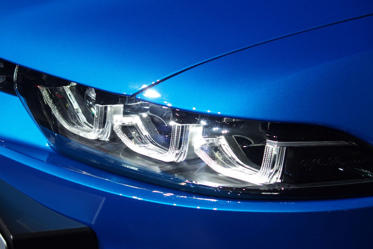 アルファ・ロメオ・トナーレ（ヘッドランプ）