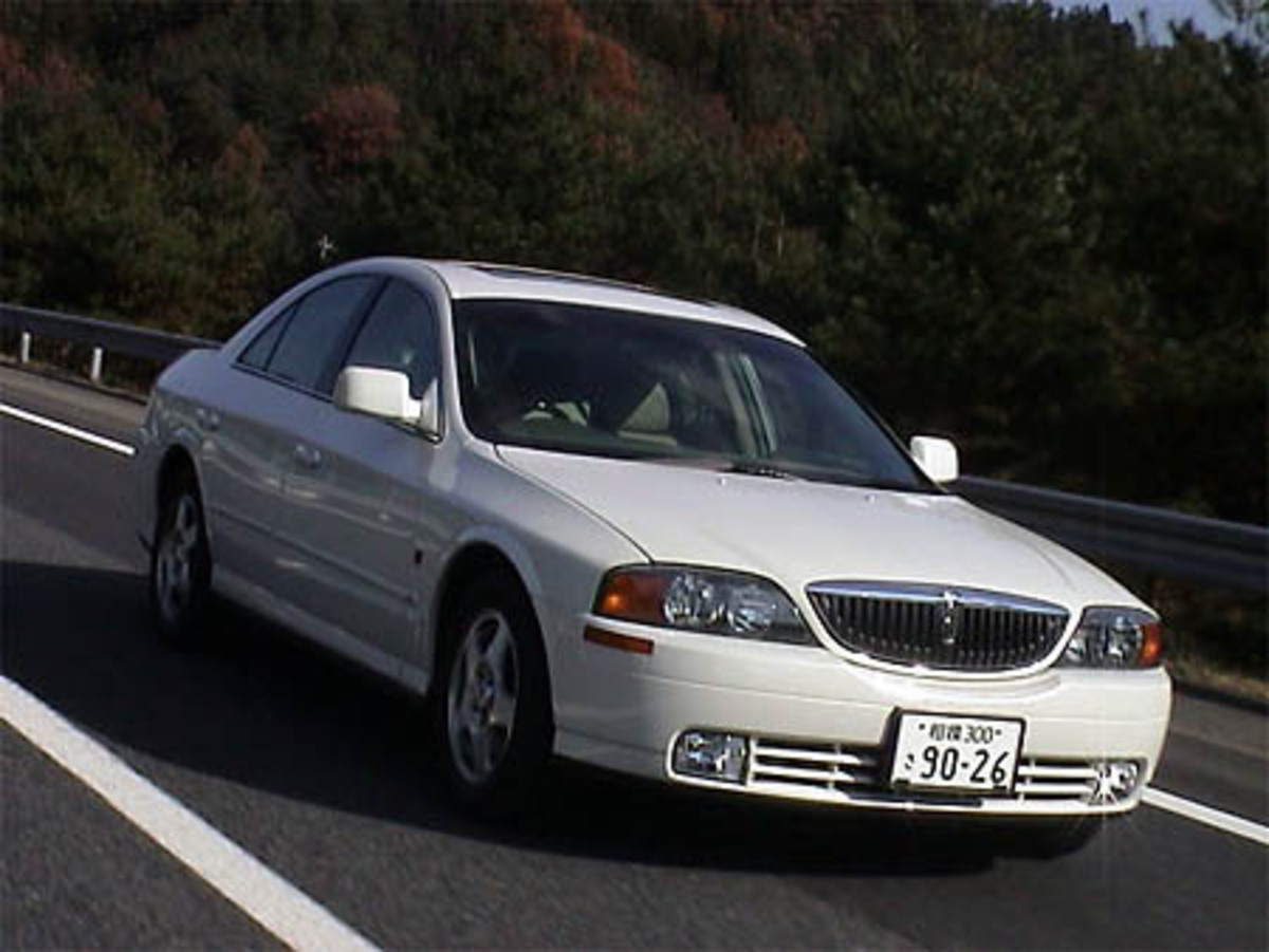 リンカーンLS3.9V8(5AT)【ブリーフテスト】 リンカーンLS 3.9V8(5AT