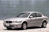 【Movie】ジャガーの新型「X 2.0 V6」がわかる！