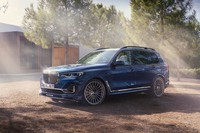 最高出力621PSの高性能3列シートSUV「BMWアルピナXB7」登場の画像