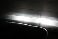 作業後のヘッドランプ照射の様子。……作業前がどうだったのかを知らないので、これだけだとよく分かりませんね。でもまあ、これでOKとなったらしい。