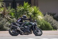 圧倒的なパワーを誇る「Z H2」だが、その出力特性は3段階（フルパワー／ミドルパワー／ローパワー）にプリセットできる。