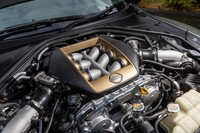 「日産GT-R」の「VR38DETT」に、レクサスの「LC500」や「IS500」に搭載される「2UR-GSE」……。こうしたエンジンを新車で手に入れられるのは、今が最後のタイミングかもしれない。