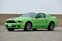 フォード・マスタング V8 GTパフォーマンスパッケージ（FR/6MT）【試乗記】の画像