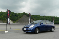 横浜ゴムで作られるタイヤすべてが、ここで試験を重ねるという、横浜ゴムのテストコース「D-PARC」。