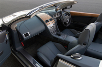 アストン・マーティンDB9ヴォランテ（FR/6AT）【試乗記】の画像