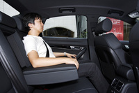 アウディA6 2.8 FSIクワトロ（4WD/6AT）【試乗記】の画像