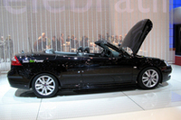 「サーブ9-3バイオ」。無数に見られたバイオエンジンつき市販車のひとつ。サーブは一連のクルマでこの仕様を並べていた。