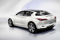 日産、インフィニティのコンパクトハッチ出展【ジュネーブショー2011】の画像