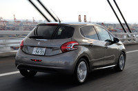 プジョー208プレミアム（FF/4AT）【試乗記】の画像