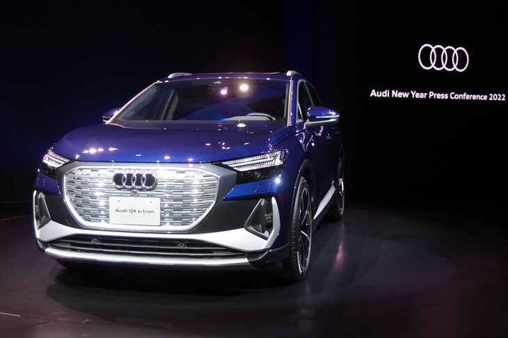 アウディQ4 40 e-tron Sライン