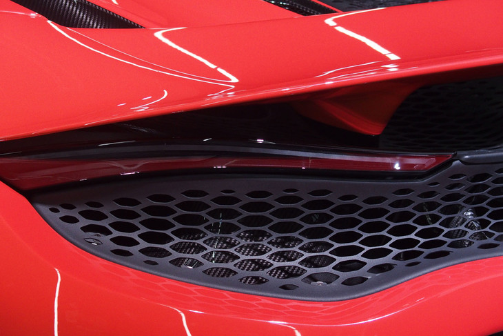 マクラーレン765LT（テールランプ）