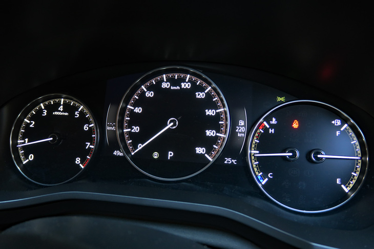 マツダCX-60 25S Sパッケージ（メーター）