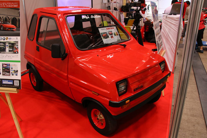 アルファステーションのブースに展示された「BMA NUOVA amica（ヌォーヴァ・アミカ）」。