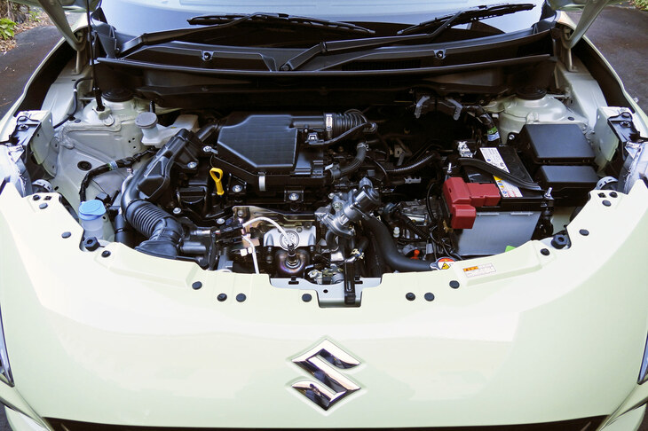 スズキ・スイフト ハイブリッドMZ（1.2リッター直3エンジン）