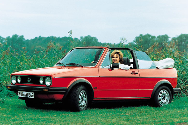 「フォルクスワーゲン・ゴルフ カブリオ」
	1974年に優秀な実用車として登場したゴルフだが、1980年になるとオープン版のカブリオが追加された。ビートルと同様に、コーチワークを担当したのはカルマン社。ゴルフIIの時代になっても、カブリオは初代のまま販売された。