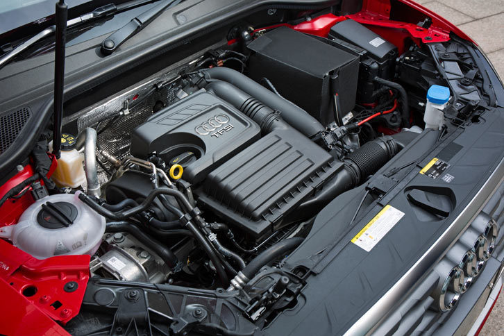 アウディQ2（エンジン）