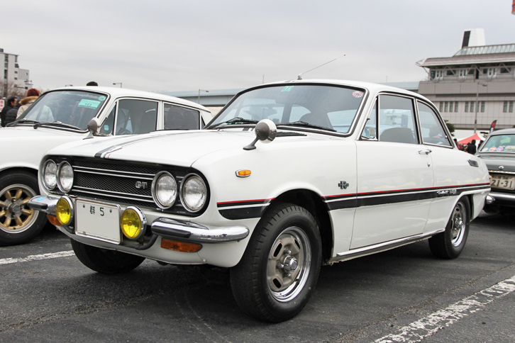 「群5」のシングルナンバー付きの1970年「いすゞ・ベレット1600GTR」。今や希少な、1960年代生まれのレーシングタイヤである「ダンロップG5」を履いていた。