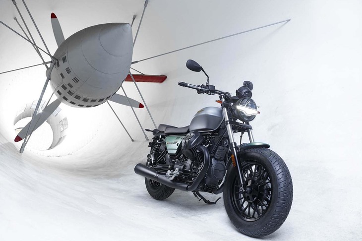 V9ボバー 100周年記念モデル