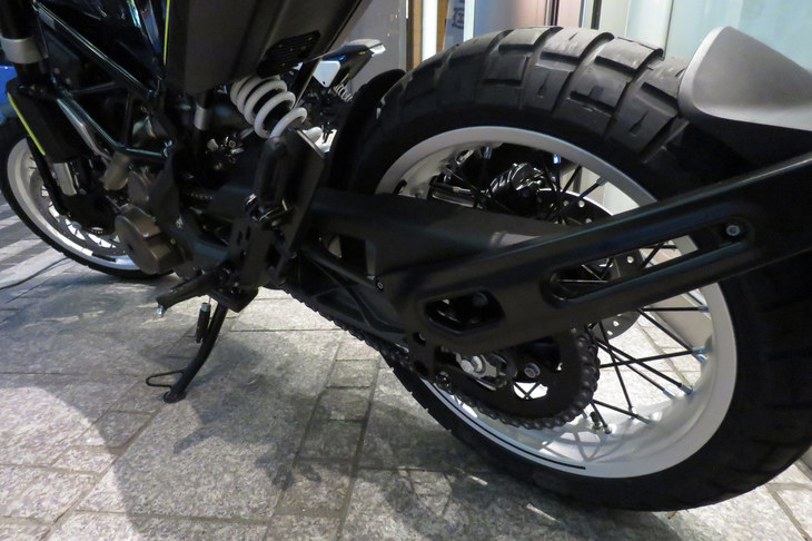 ハスクバーナ・スヴァルトピレン401