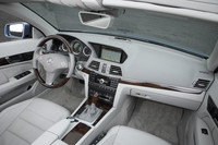 日本導入モデルは、左ハンドルのみ。