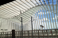 この春開業したレッジョ・エミリア駅。超モダンな建物だが、今のところお客さんはまばら。東海道新幹線開業時の岐阜羽島駅をほうふつとさせる。