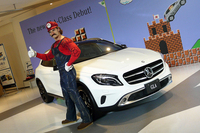 「GLAクラス」の日本導入に際しては、任天堂のゲームキャラクター、マリオとコラボ。ユニークなテレビコマーシャルも話題となった。
    