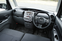 ダイハツ・タントXリミテッド（FF/CVT）／タントカスタムRS（FF/CVT）【試乗記】の画像