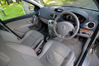 ルノー・ルーテシア イニシアル・パリ（FF/4AT）【ブリーフテスト】の画像