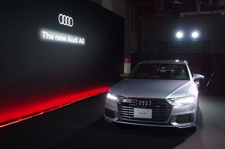 アウディ A6 価格 新型情報 グレード諸元 価格 Com