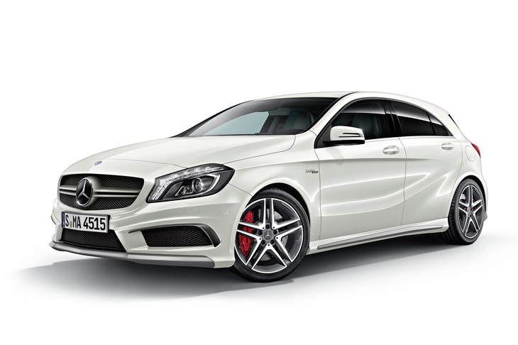 メルセデスAMG A45 4MATIC