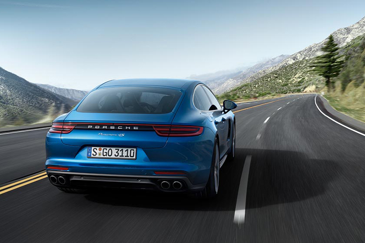 ポルシェ・パナメーラ